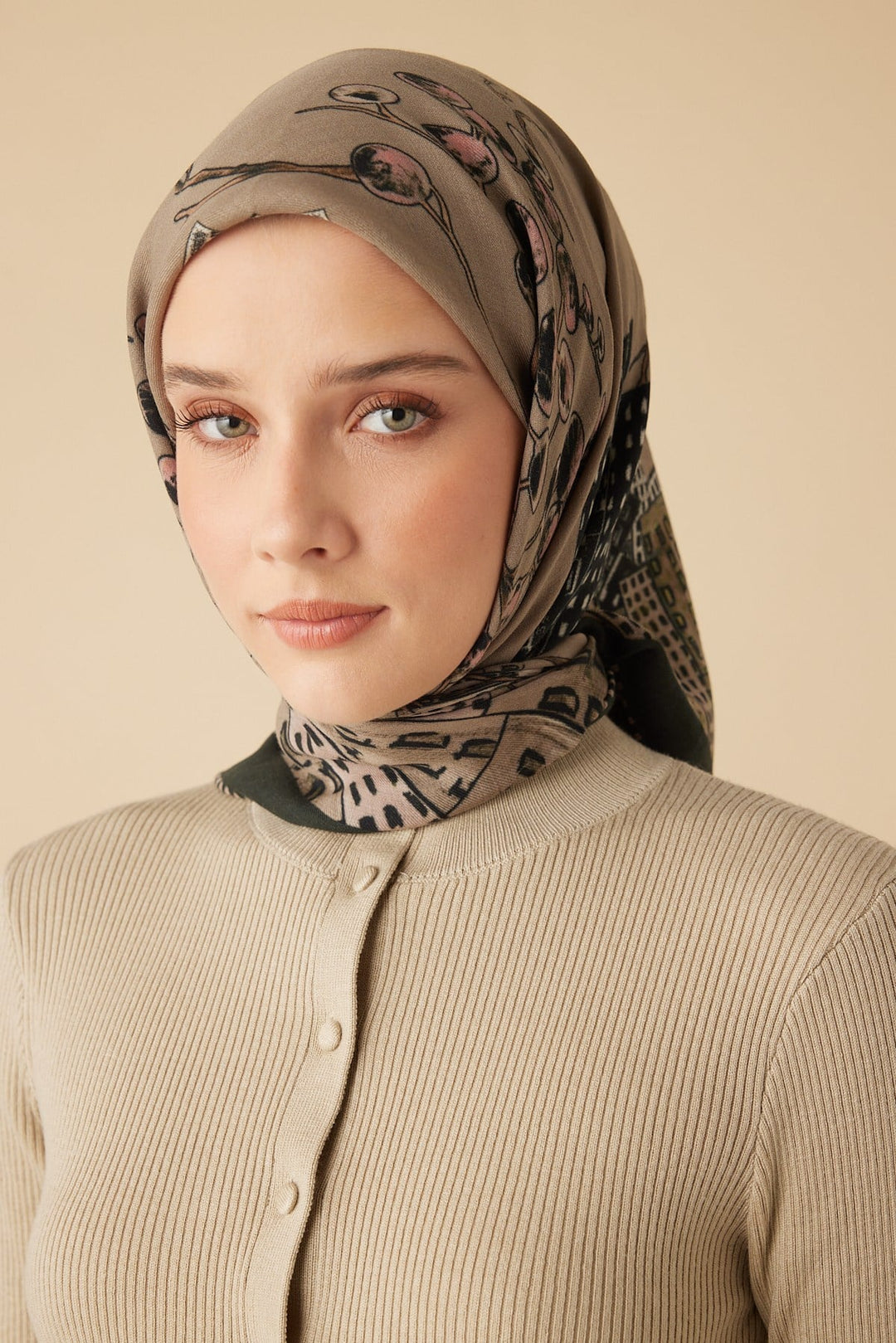 HAYAT YÜN ÜÇGEN ŞAL 140*140/2 CM - VİZON - Görsel 6