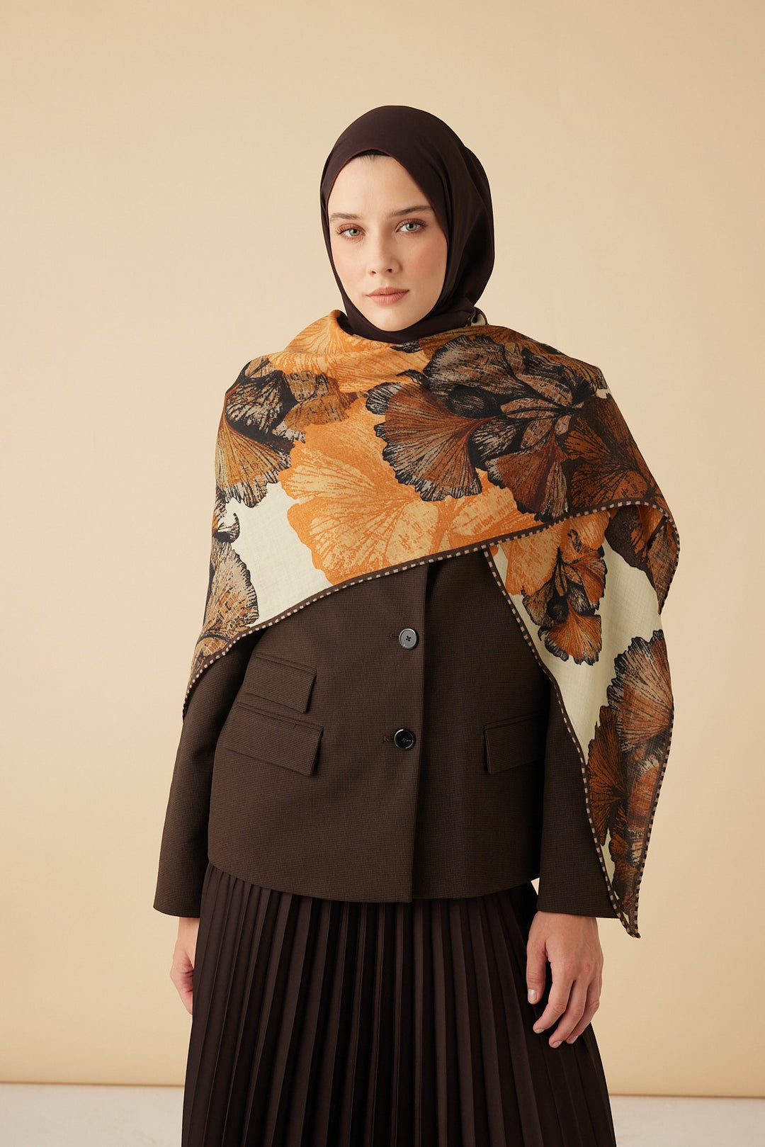 GİNKO YÜN ÜÇGEN ŞAL 140*140/2 CM - TABA - Görsel 3