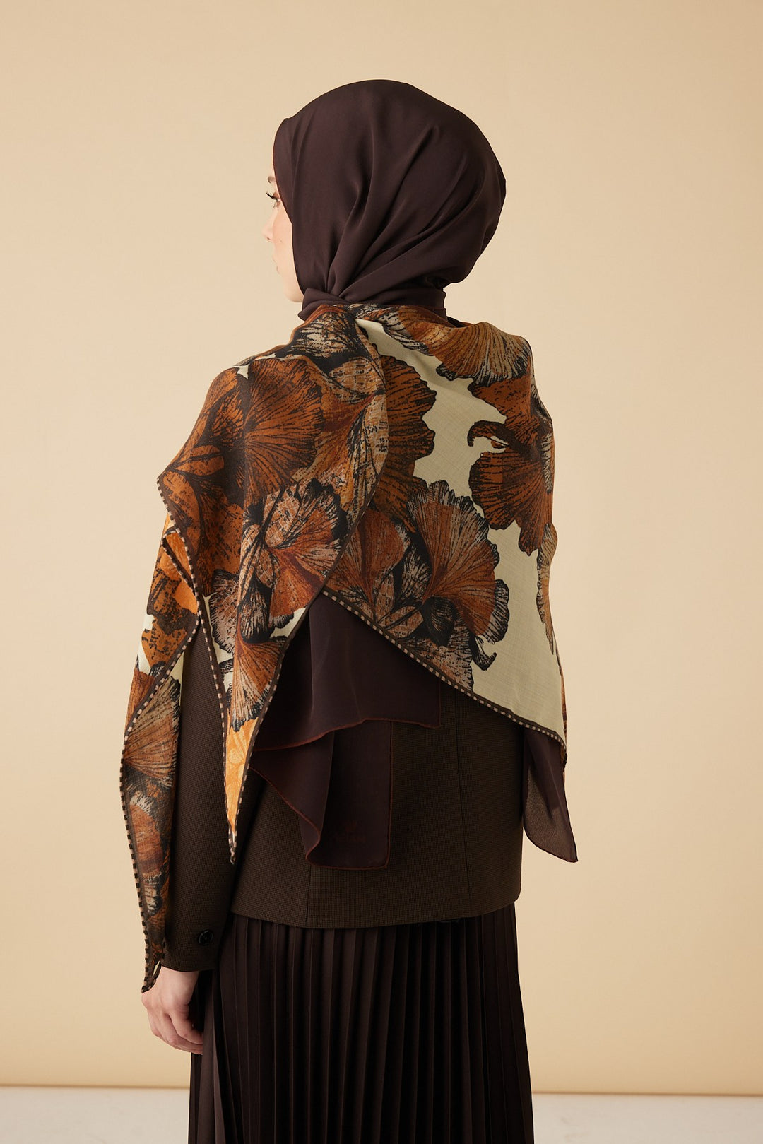 GİNKO YÜN ÜÇGEN ŞAL 140*140/2 CM - TABA - Görsel 5