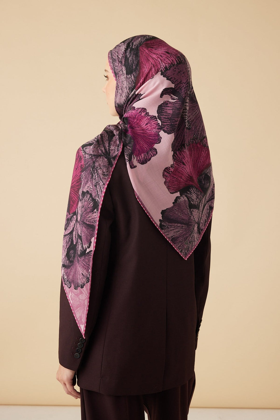 GİNKO YÜN ÜÇGEN ŞAL 140*140/2 CM - FUŞYA - Görsel 3