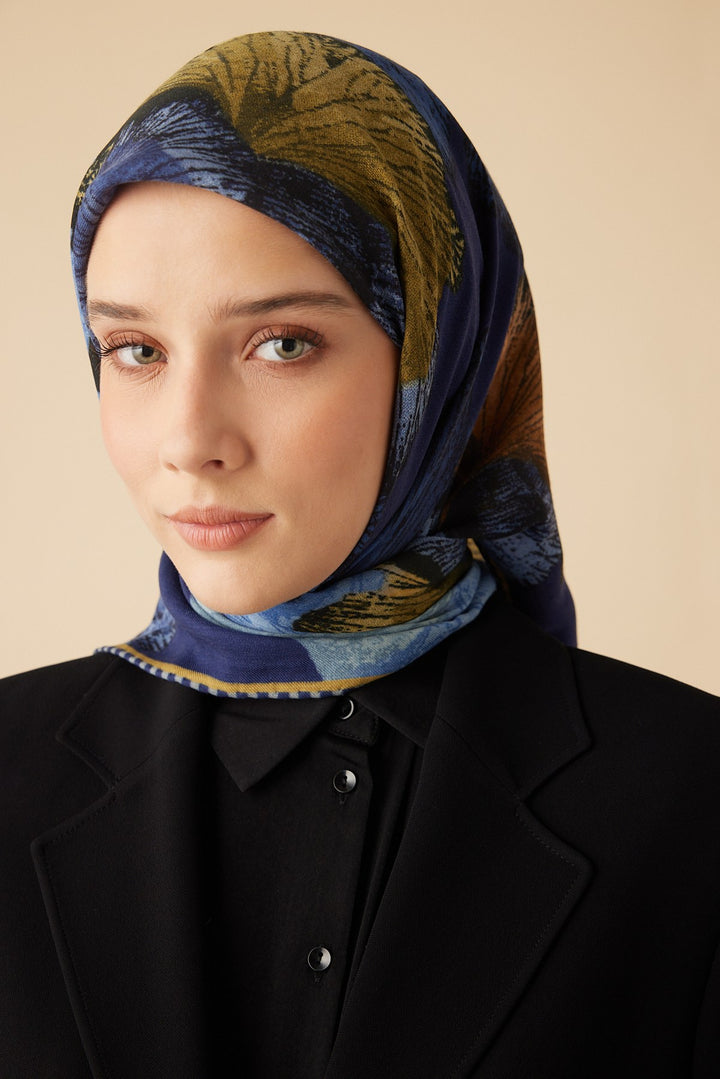 GİNKO YÜN ÜÇGEN ŞAL 140*140/2 CM - SARI LACİVERT - Görsel 6