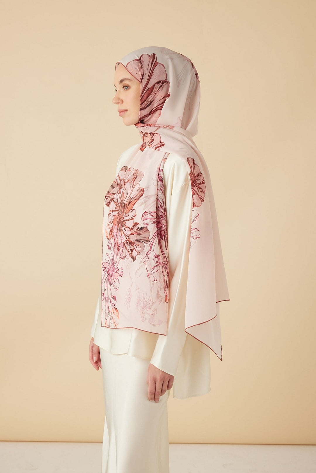 EZGİN KREP İPEK ŞAL 70*190 CM - PUDRA PEMBE - Görsel 4