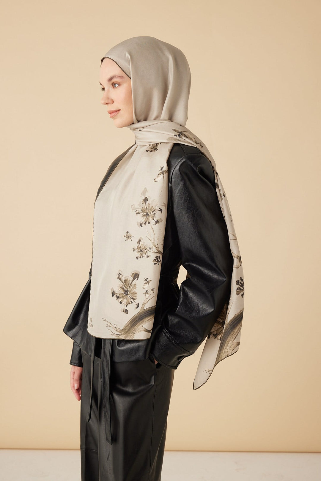 GEVHER PAMUK İPEK ŞAL 70*190 CM - BEJ - Görsel 4