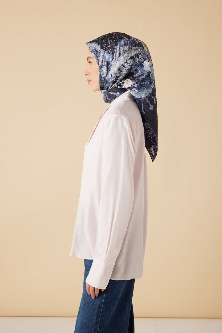 SU MASALI TİVİL İPEK EŞARP 90*90 CM - LACİVERT - Görsel 4