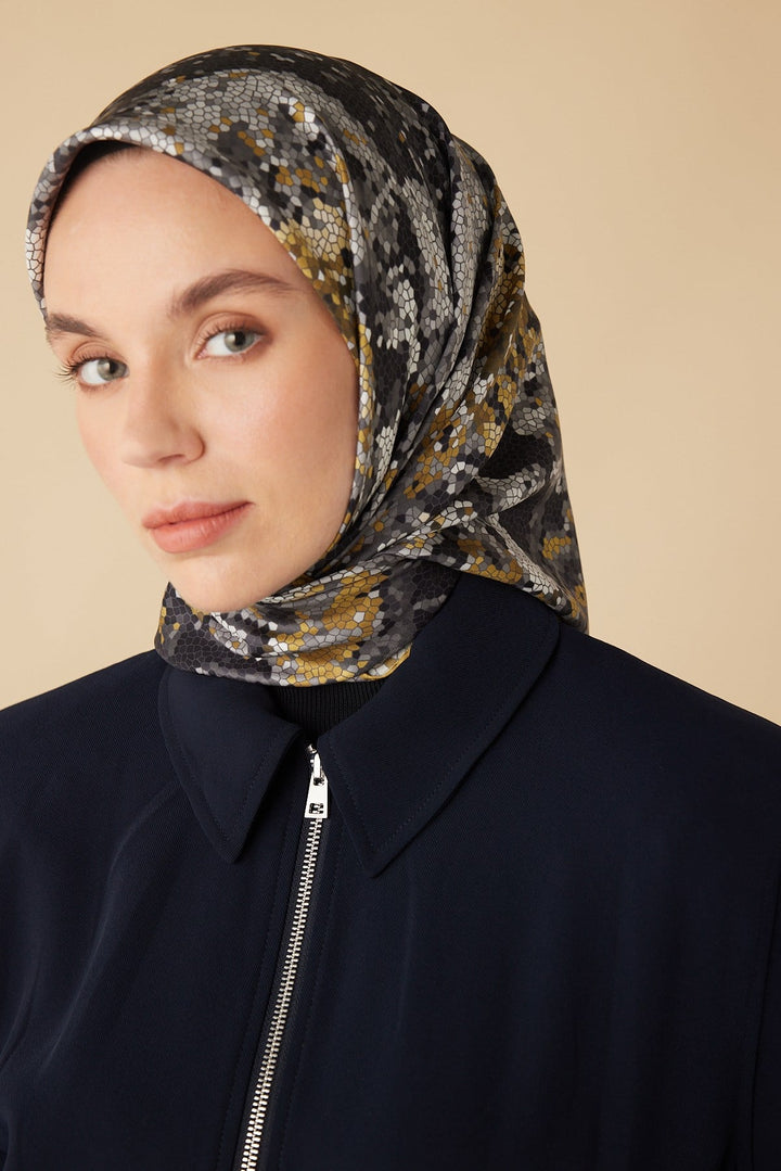 SU MASALI TİVİL İPEK EŞARP 90*90 CM - SİYAH - Görsel 6