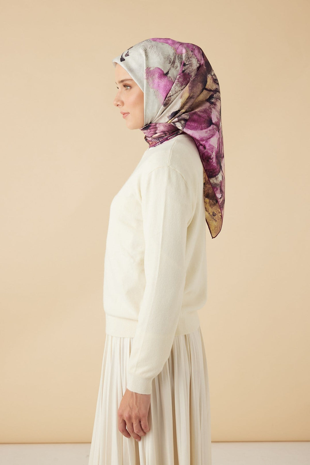 GELİNCİK TİVİL İPEK EŞARP 90*90 CM - FUŞYA - Görsel 3