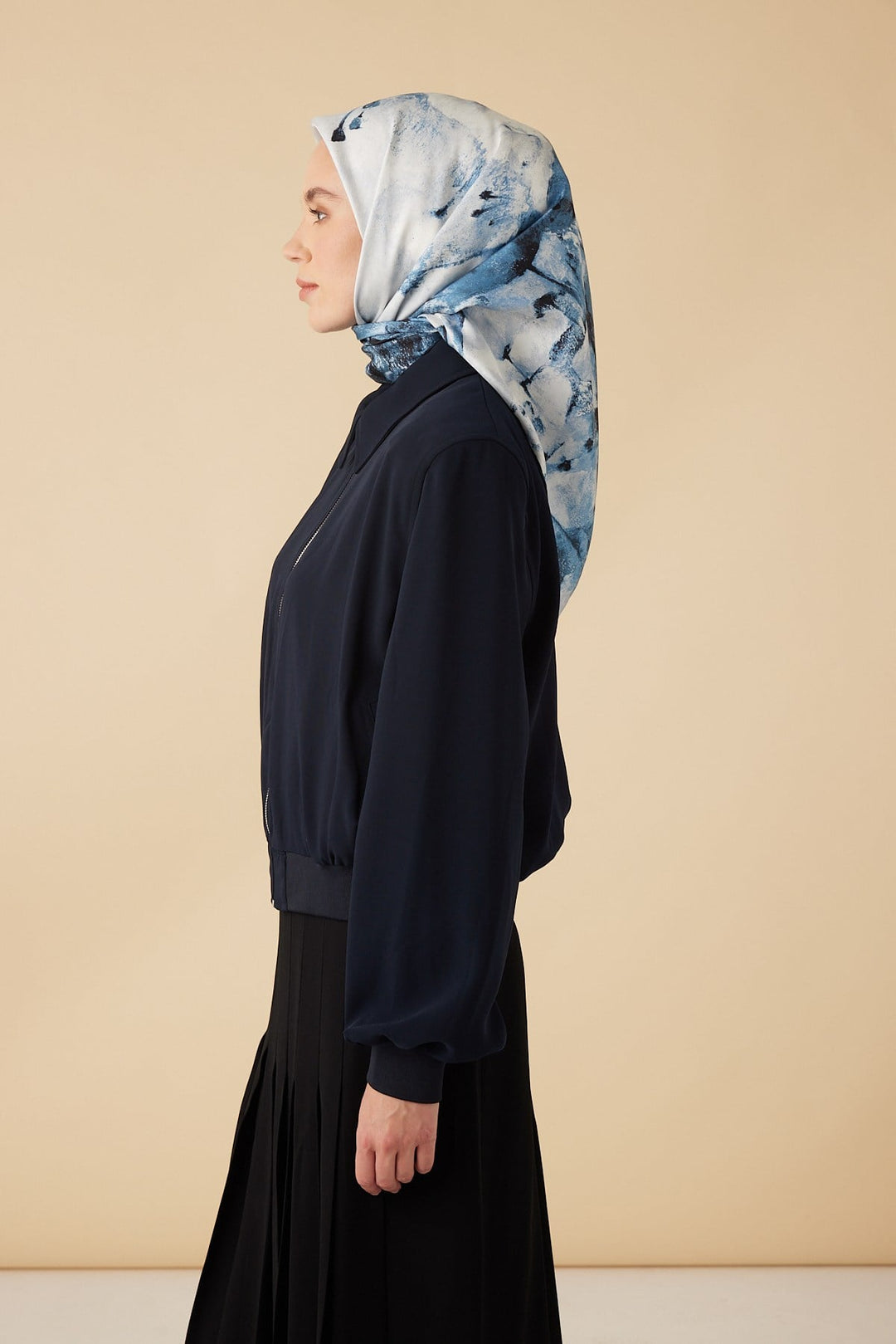 GELİNCİK TİVİL İPEK EŞARP 90*90 CM - LACİVERT - Görsel 3