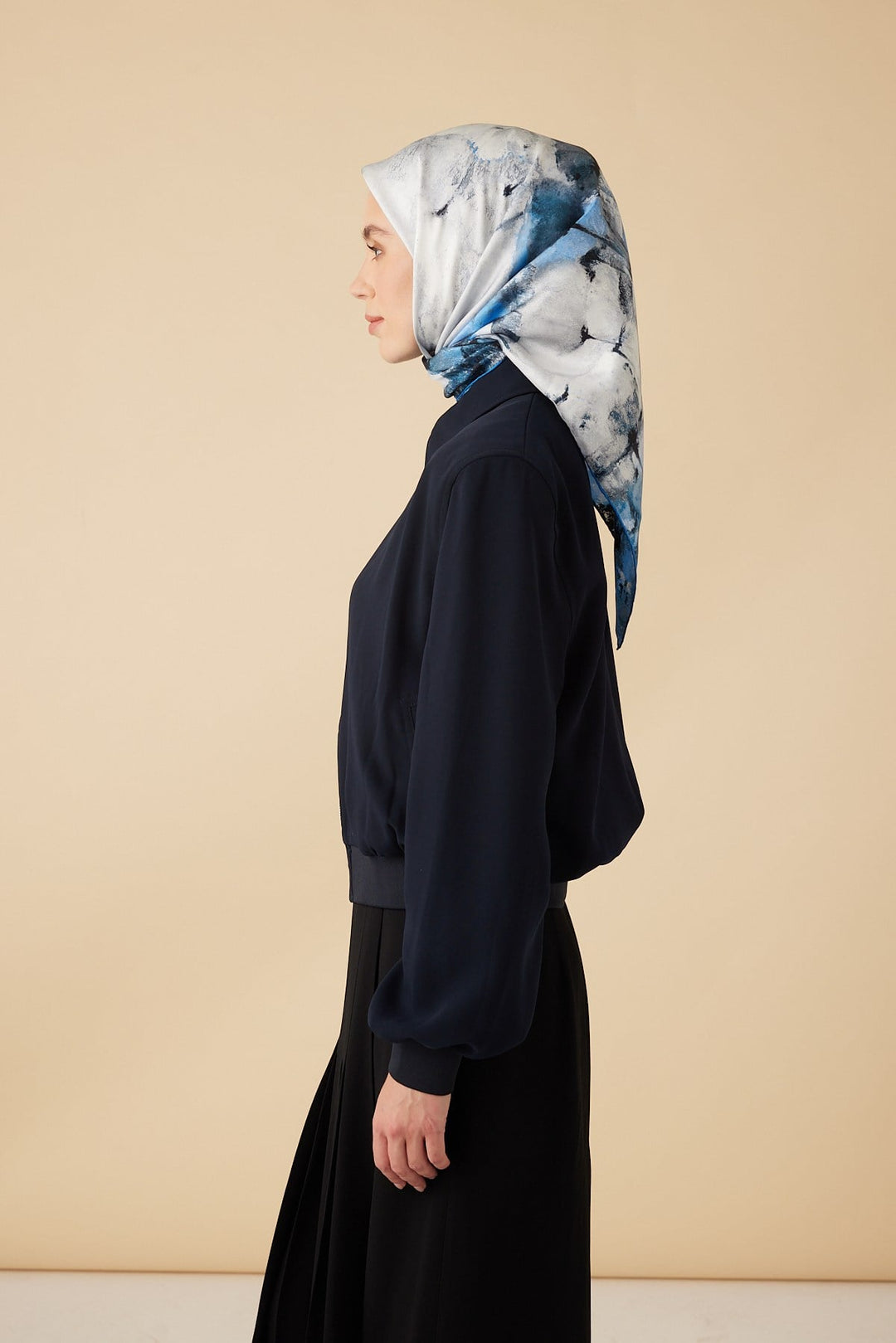 GELİNCİK TİVİL İPEK EŞARP 90*90 CM - MAVİ - Görsel 6