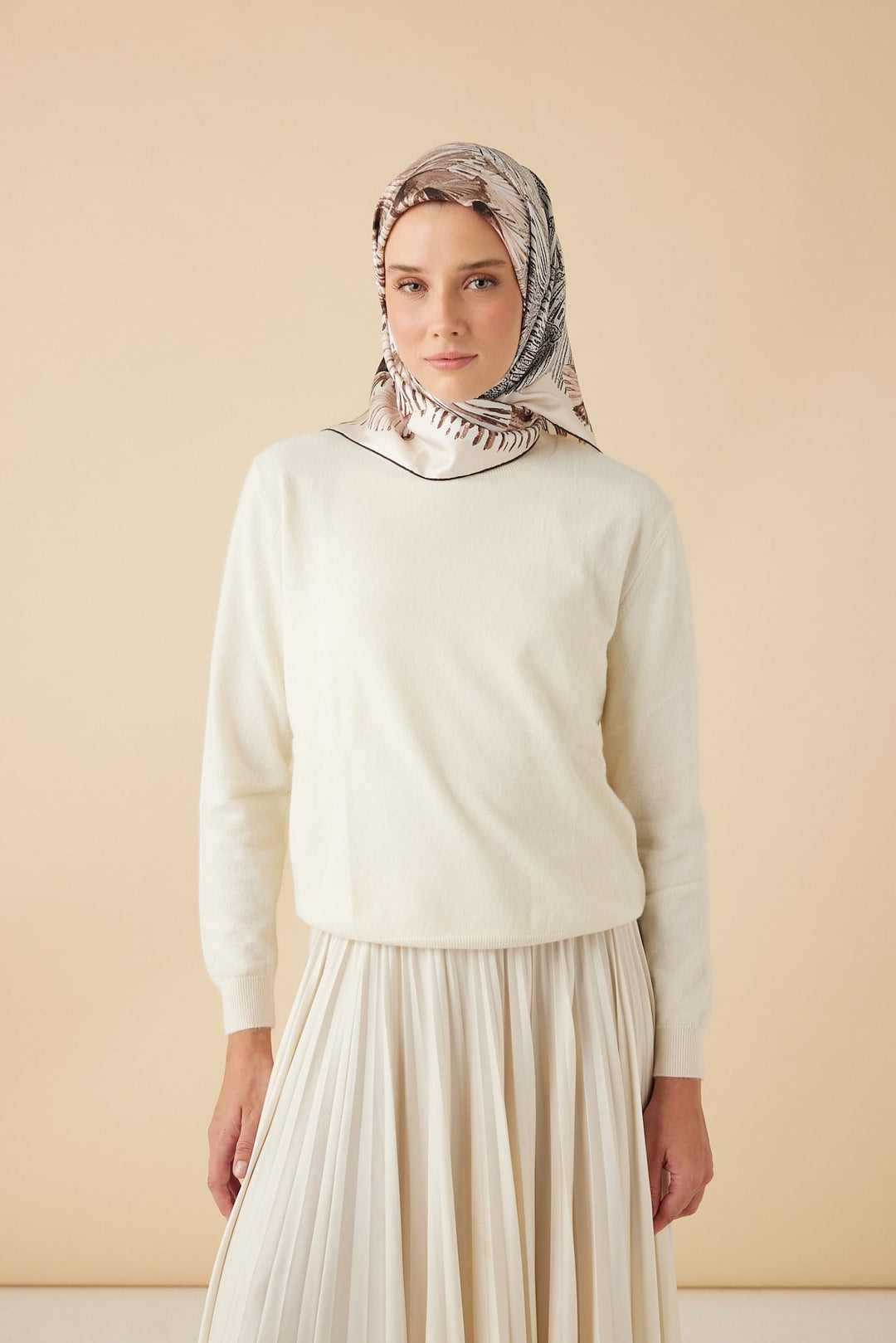 DEVRAN TİVİL İPEK EŞARP 90*90 CM - VİZON - Görsel 1
