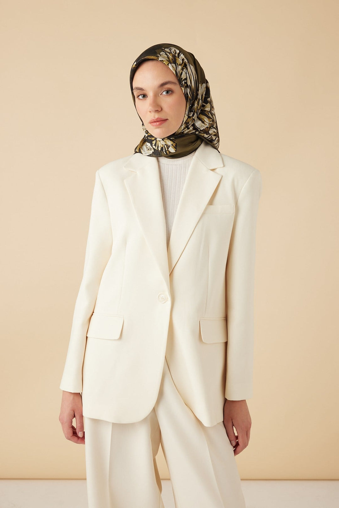 NEŞVE TİVİL İPEK EŞARP 90*90 CM - HAKİ - Görsel 1
