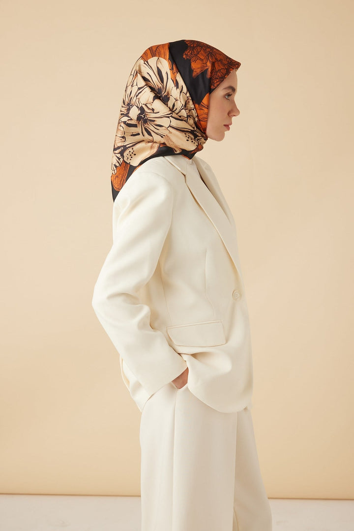 NEŞVE TİVİL İPEK EŞARP 90*90 CM - SİYAH TURUNCU - Görsel 6