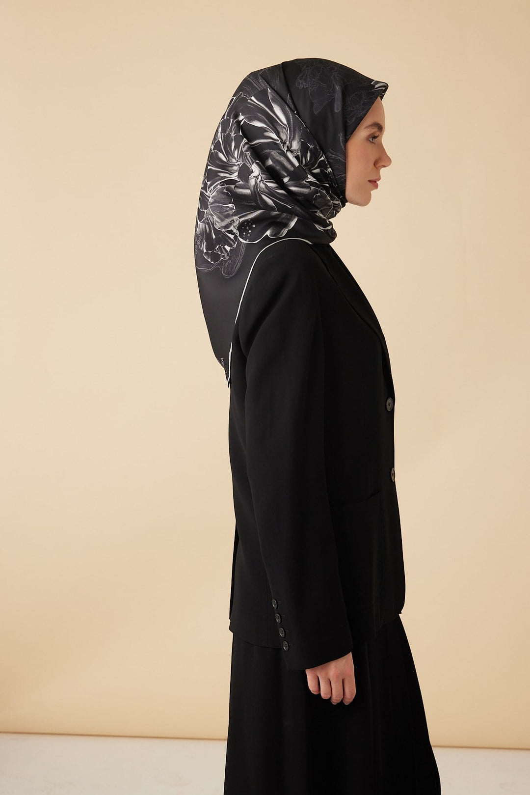 NEŞVE TİVİL İPEK EŞARP 90*90 CM - SİYAH - Görsel 6