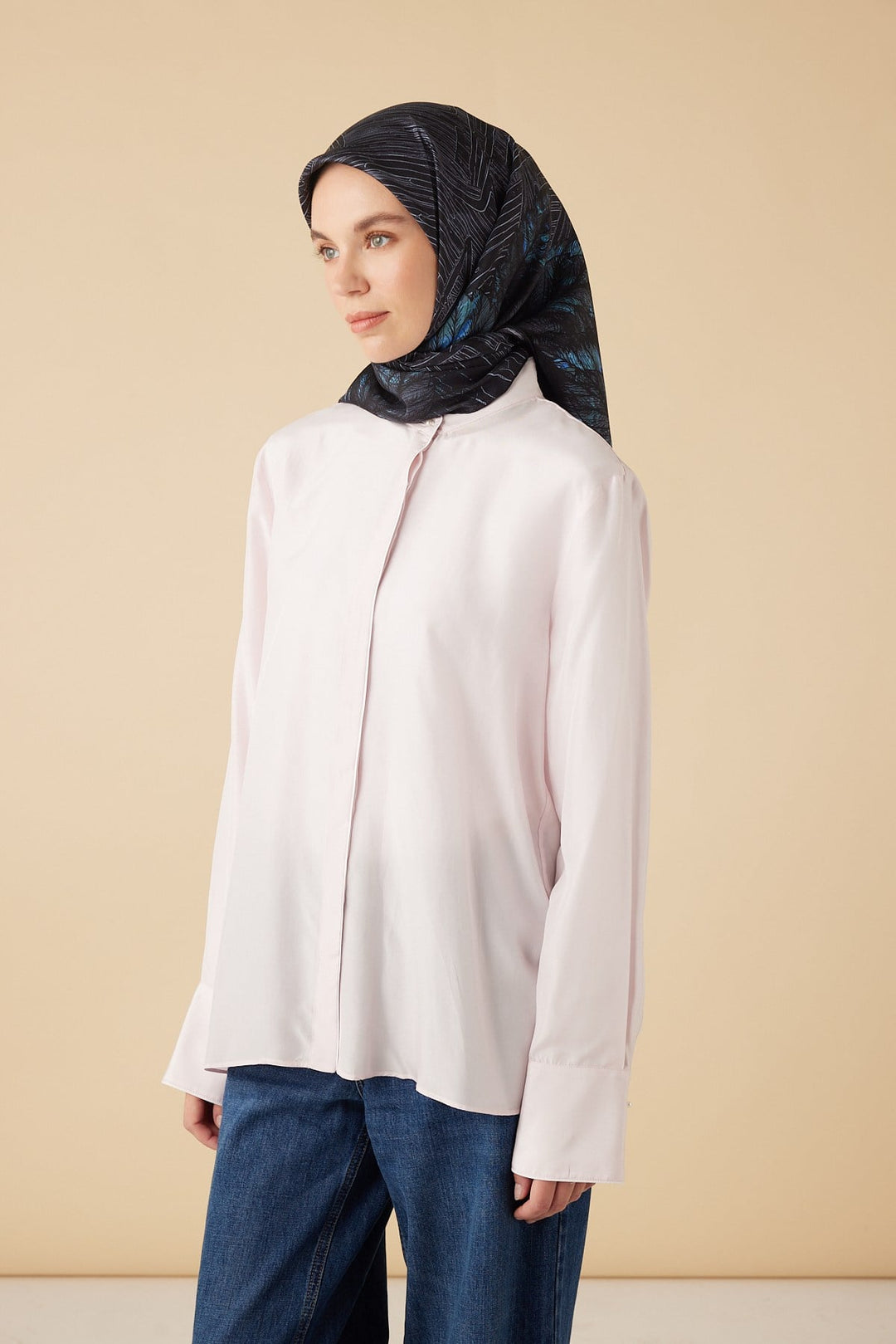 RAVZA MULBERRY İPEK EŞARP 90*90 CM - LACİVERT - Görsel 3