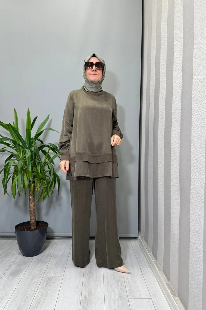 Miss Dalida Triko Detaylı Cupro İpek Pantolon Haki T26K- 7002