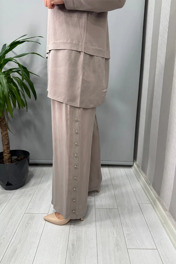 Miss Dalida Yanları Düğmeli Bol Paça Cupro Pantolon Mink T25Y- 7008