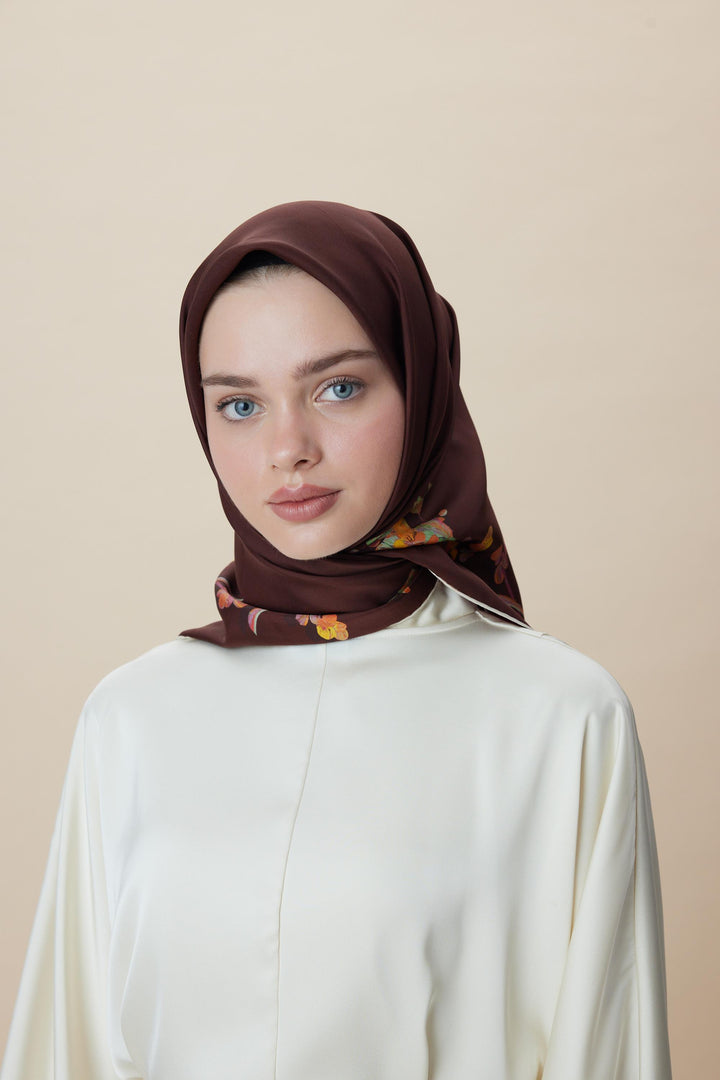 NEVA ÇİFT TARAFLI TİVİL İPEK EŞARP 90*90 CM - BORDO KAHVERENGİ - Görsel 11