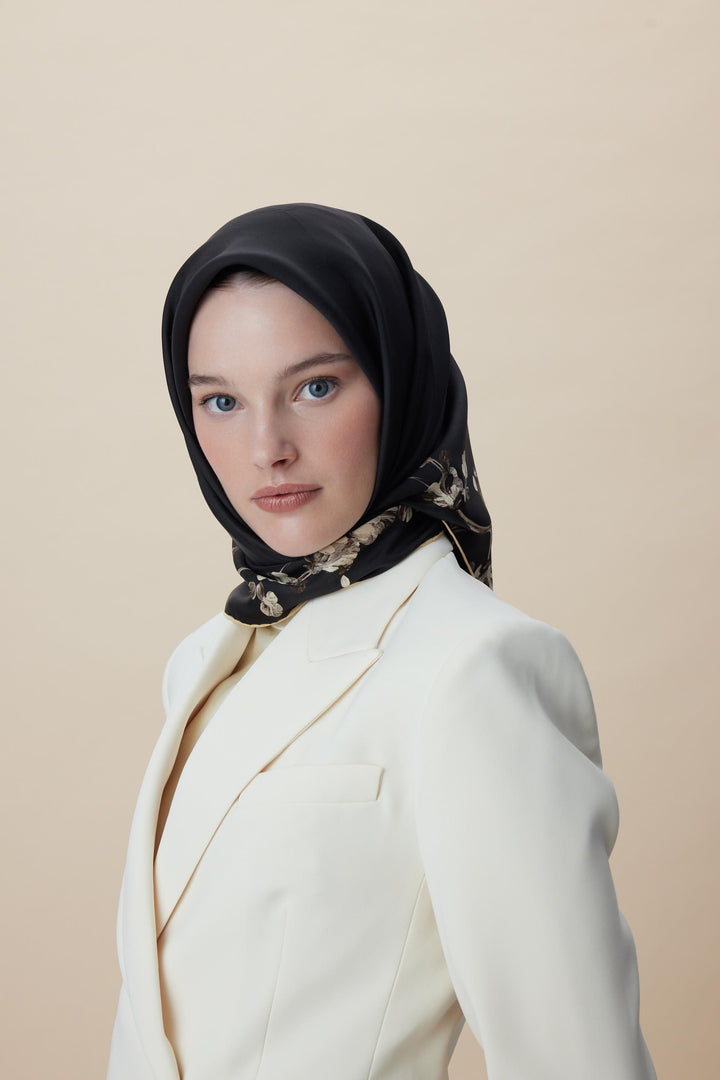 NEVA ÇİFT TARAFLI TİVİL İPEK EŞARP 90*90 CM - SİYAH - Görsel 14