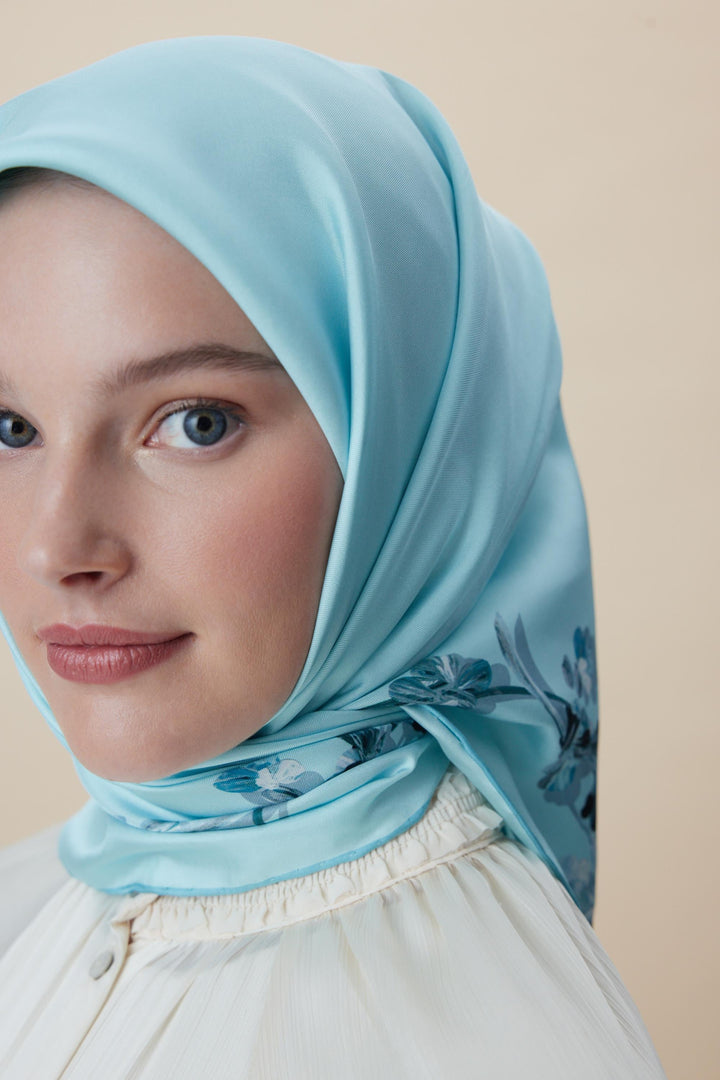NEVA ÇİFT TARAFLI TİVİL İPEK EŞARP 90*90 CM - AÇIK MAVİ - Görsel 1
