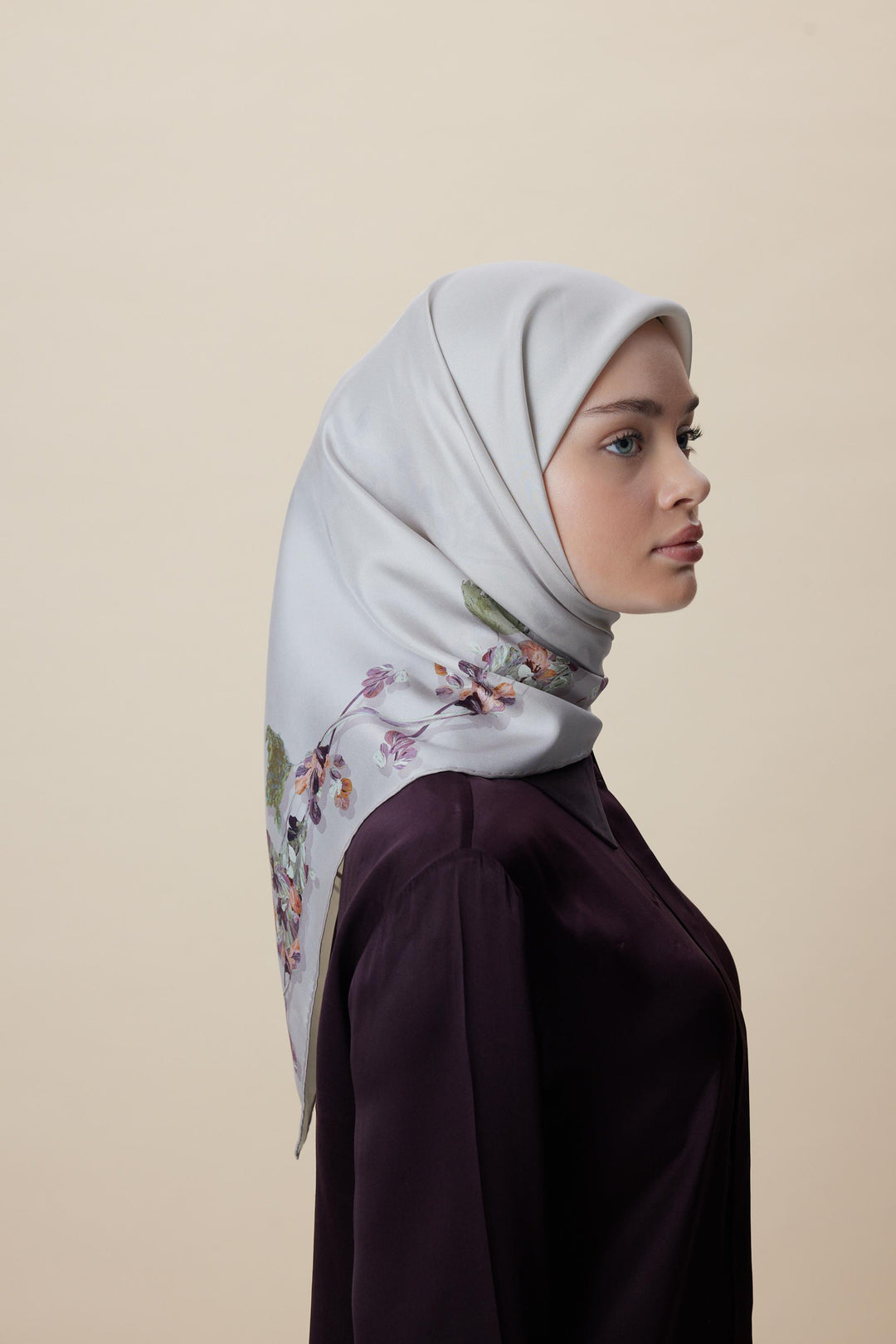 NEVA ÇİFT TARAFLI TİVİL İPEK EŞARP 90*90 CM - KREM PUDRA PEMBE - Görsel 13