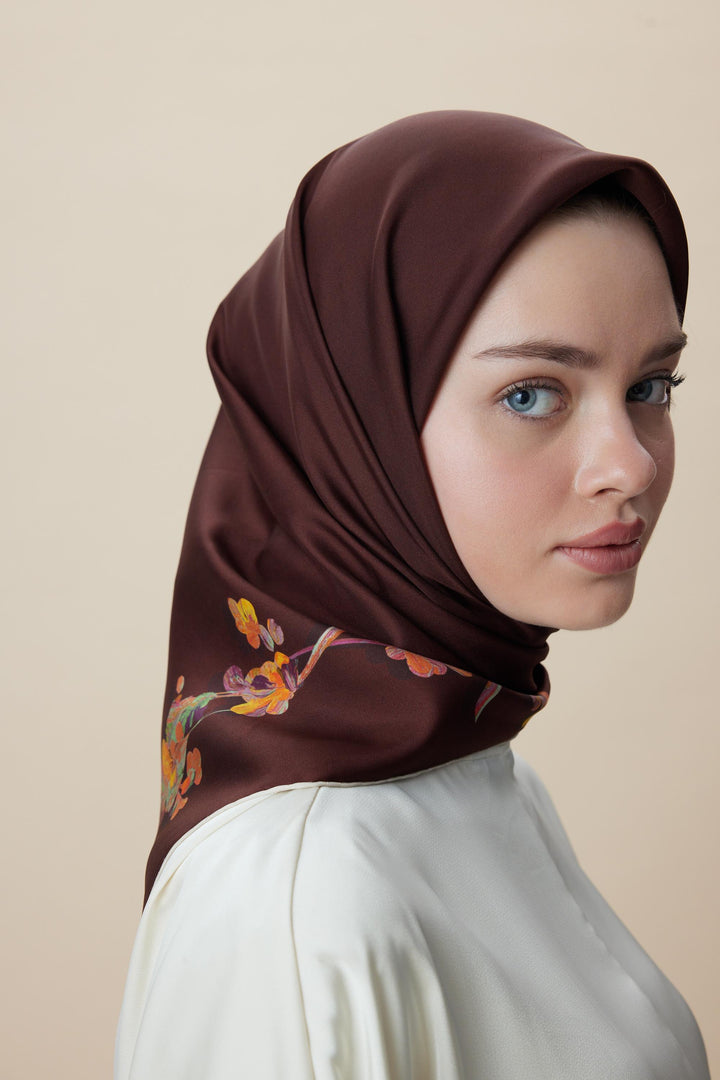 NEVA ÇİFT TARAFLI TİVİL İPEK EŞARP 90*90 CM - BORDO KAHVERENGİ - Görsel 2