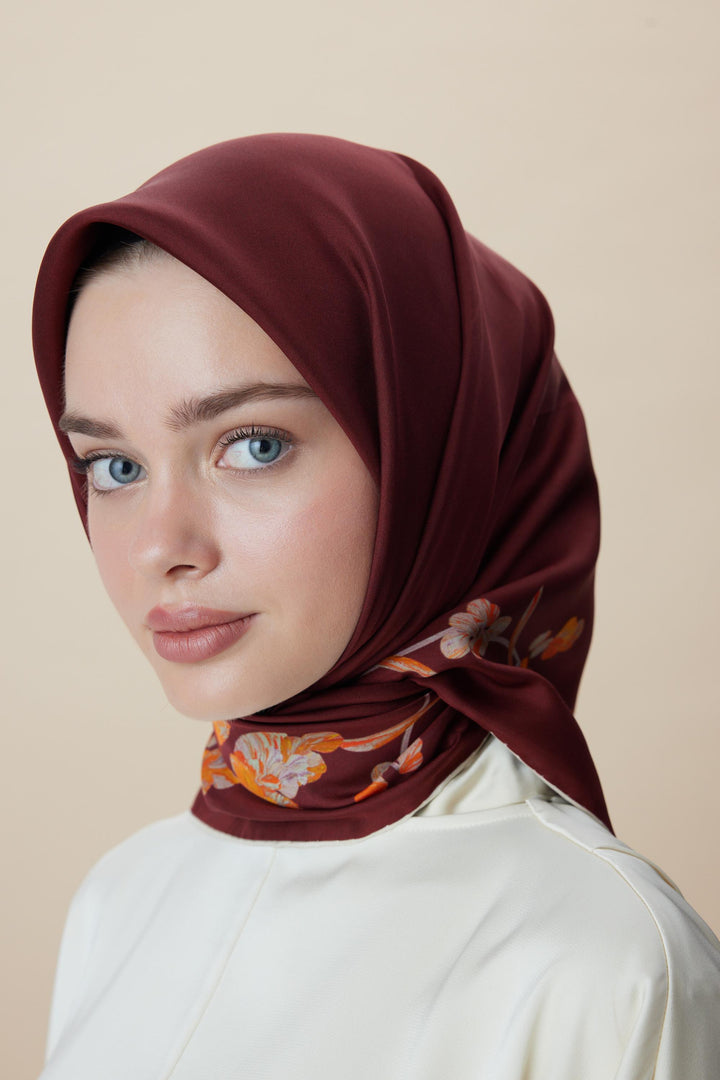 NEVA ÇİFT TARAFLI TİVİL İPEK EŞARP 90*90 CM - BORDO KAHVERENGİ - Görsel 1