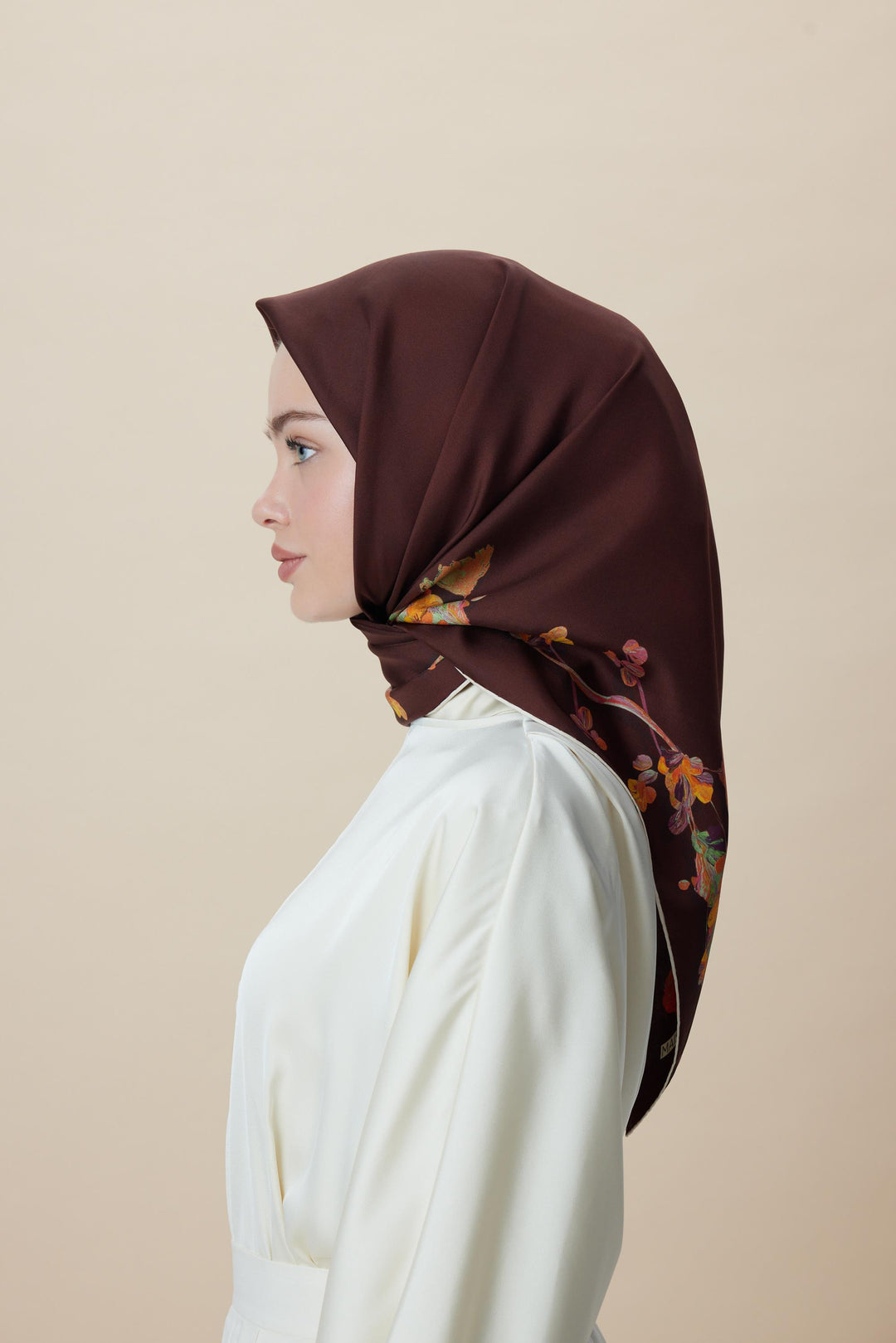 NEVA ÇİFT TARAFLI TİVİL İPEK EŞARP 90*90 CM - BORDO KAHVERENGİ - Görsel 12