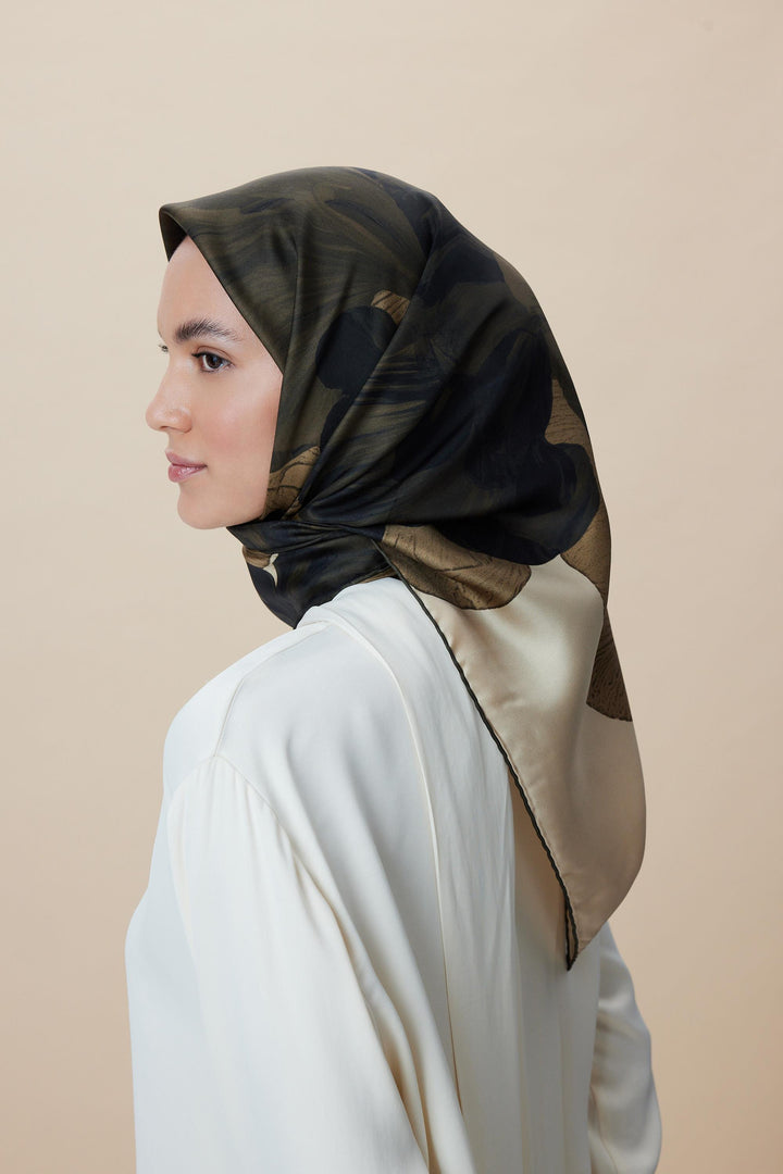 NÜVE TİVİL İPEK EŞARP 90*90 CM - HAKİ - Görsel 1