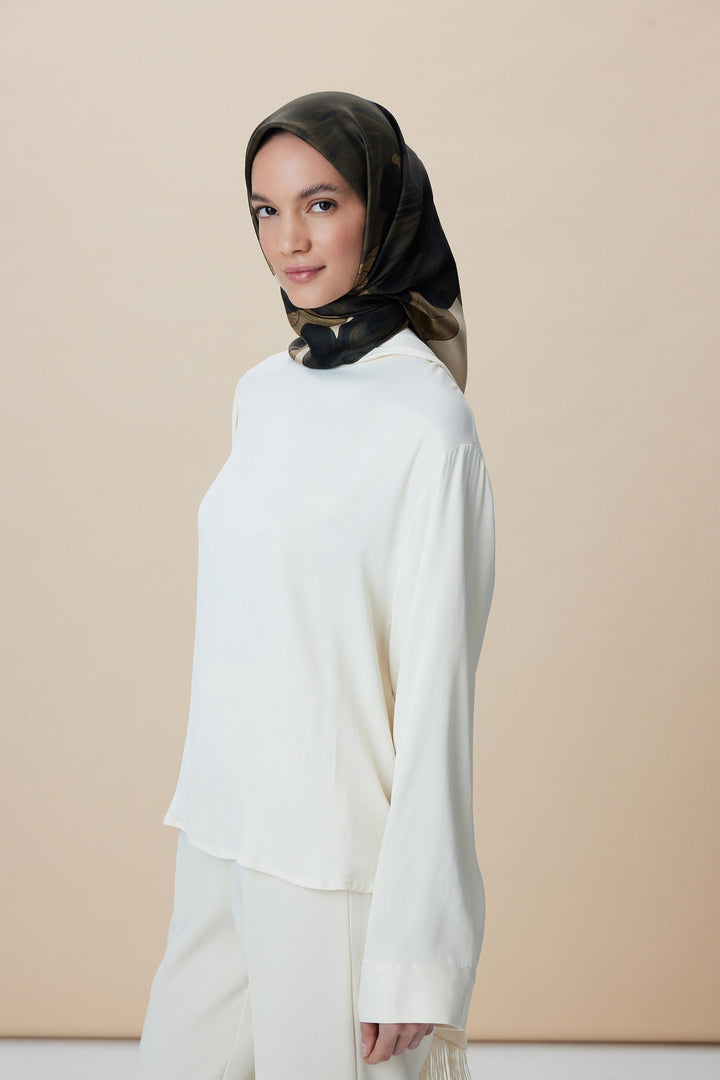 NÜVE TİVİL İPEK EŞARP 90*90 CM - HAKİ - Görsel 3