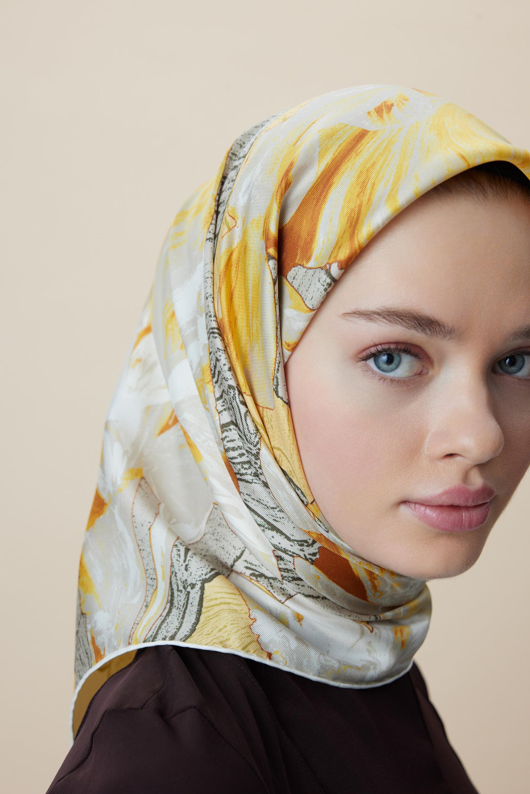 NÜVE TİVİL İPEK EŞARP 90*90 CM - SARI - Görsel 2