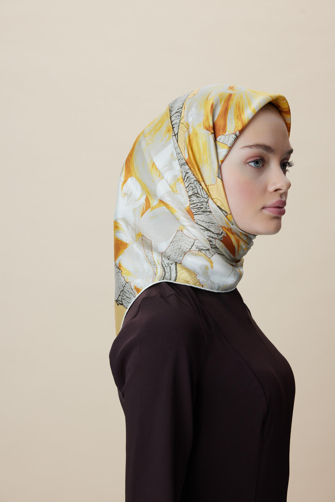 NÜVE TİVİL İPEK EŞARP 90*90 CM - SARI - Görsel 5