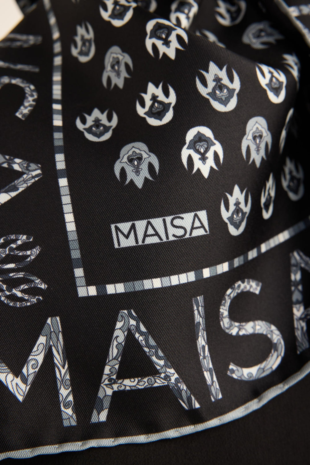 Maisa Pare Tivil İpek Eşarp - Antrasit