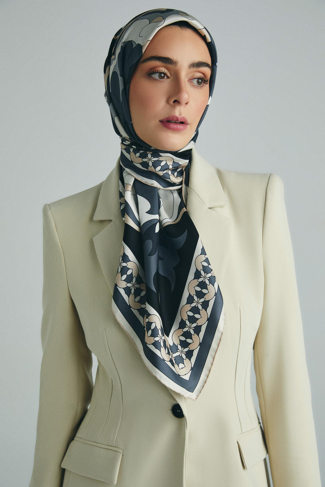Maisa RANA TİVİL İPEK EŞARP 90*90 CM - ANTRASİT