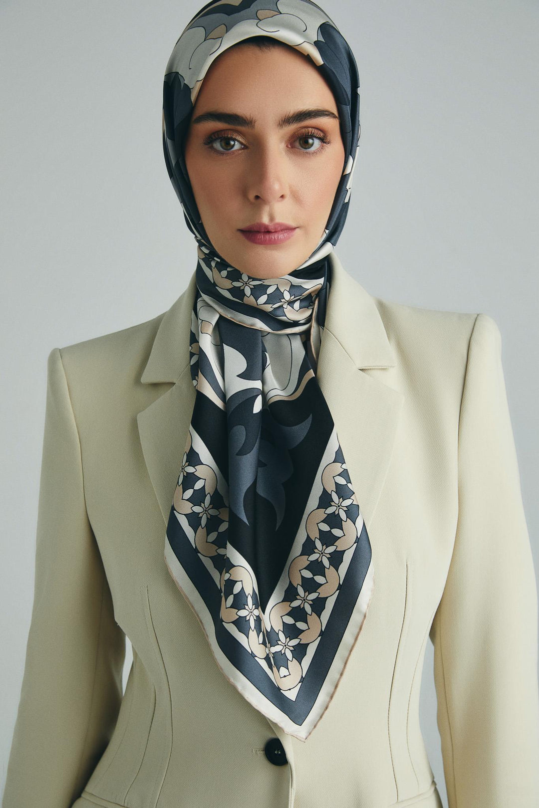 Maisa RANA TİVİL İPEK EŞARP 90*90 CM - ANTRASİT