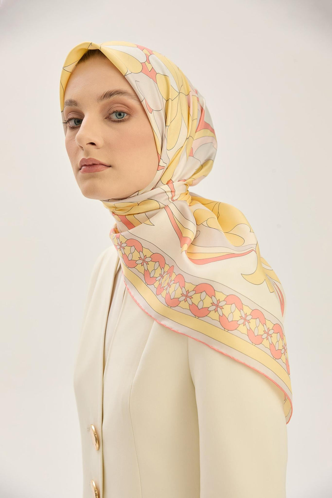 Maisa RANA TİVİL İPEK EŞARP 90*90 CM - SARI