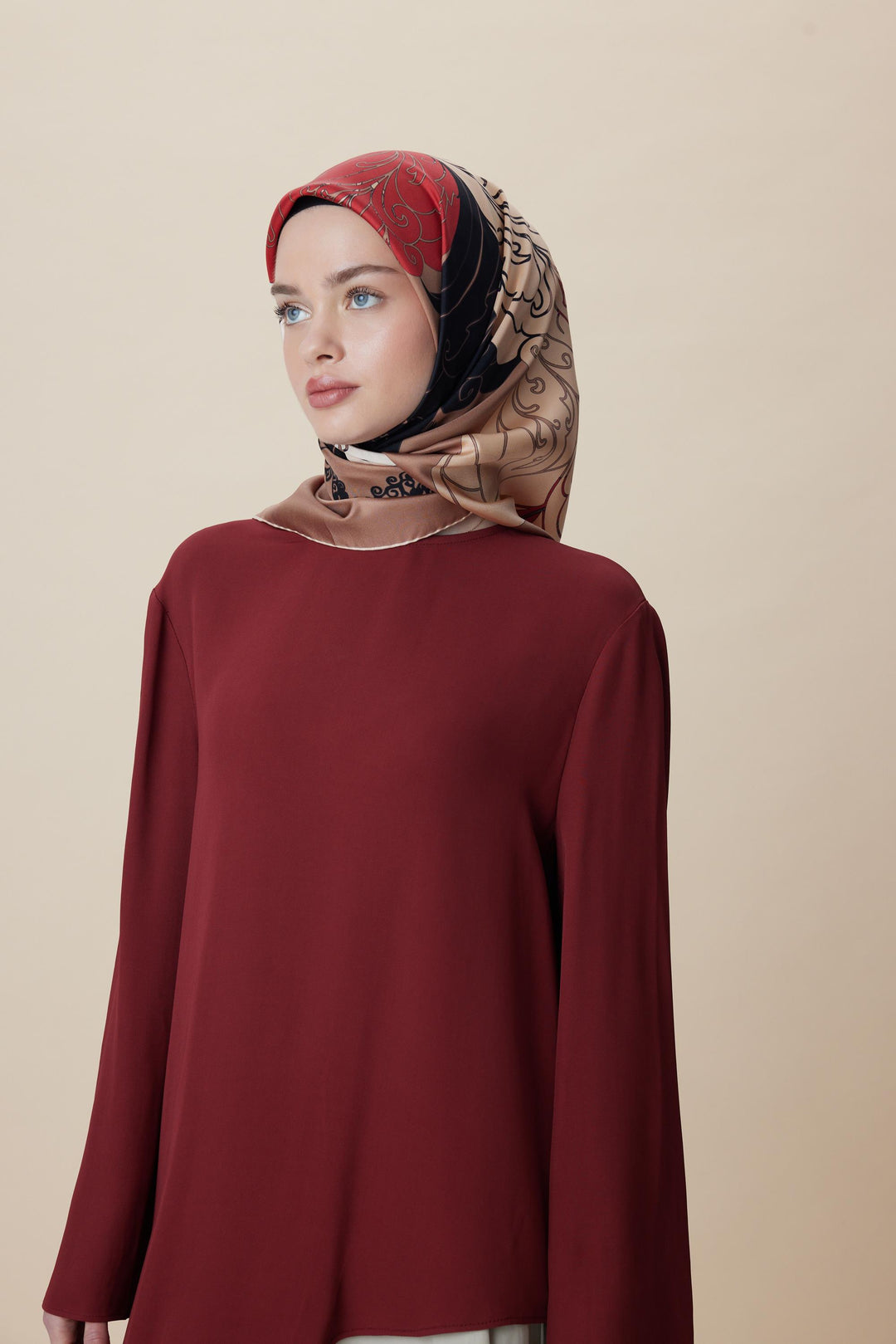 SAFİ TİVİL İPEK EŞARP 90*90 CM - CAMEL - Görsel 11