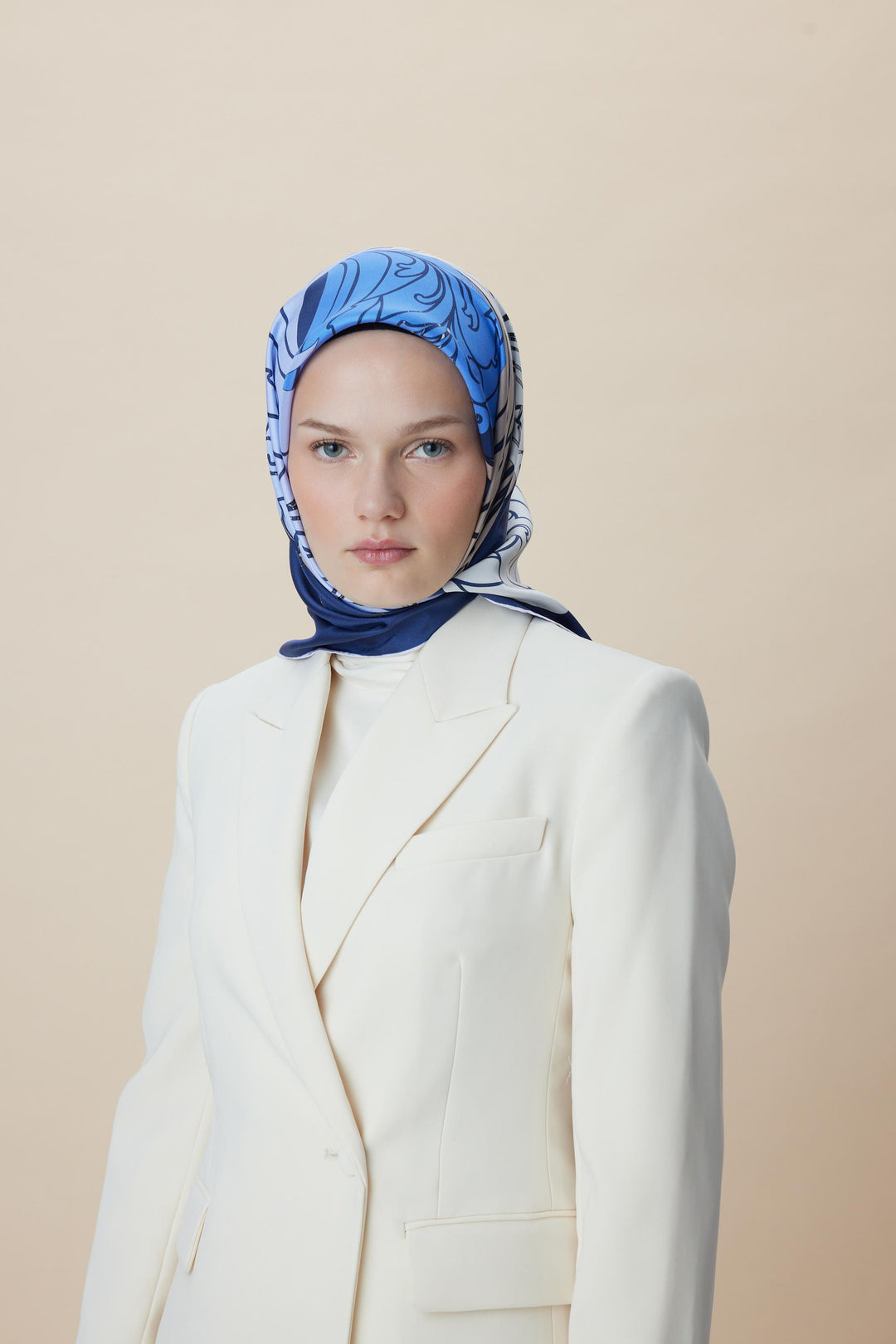SAFİ TİVİL İPEK EŞARP 90*90 CM - LACİVERT - Görsel 9