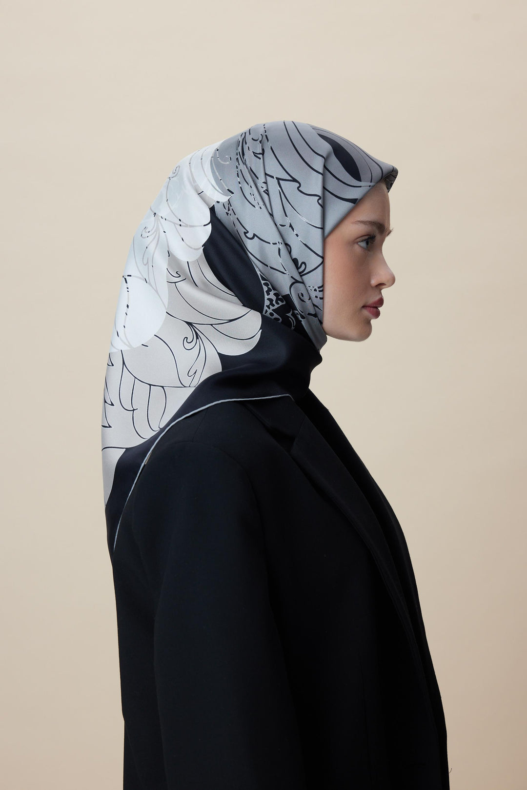 SAFİ TİVİL İPEK EŞARP 90*90 CM - SİYAH - Görsel 4