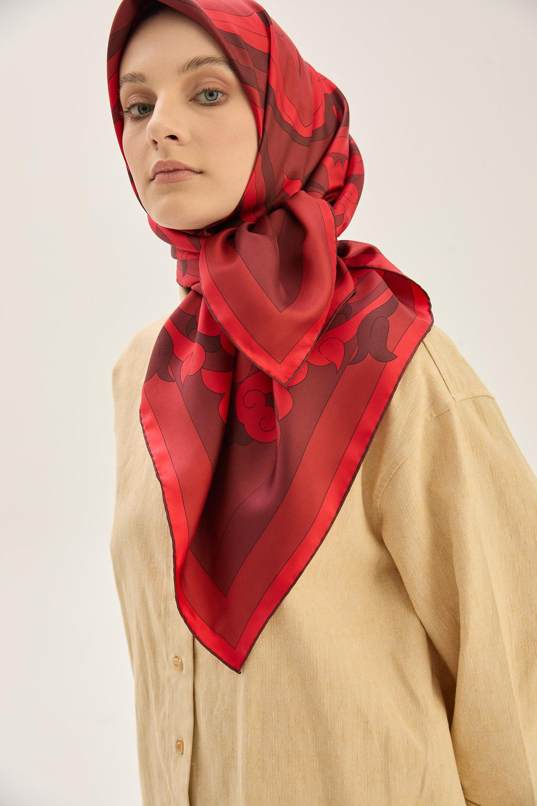 Maisa SARA TİVİL İPEK EŞARP 90*90 CM - KIRMIZI