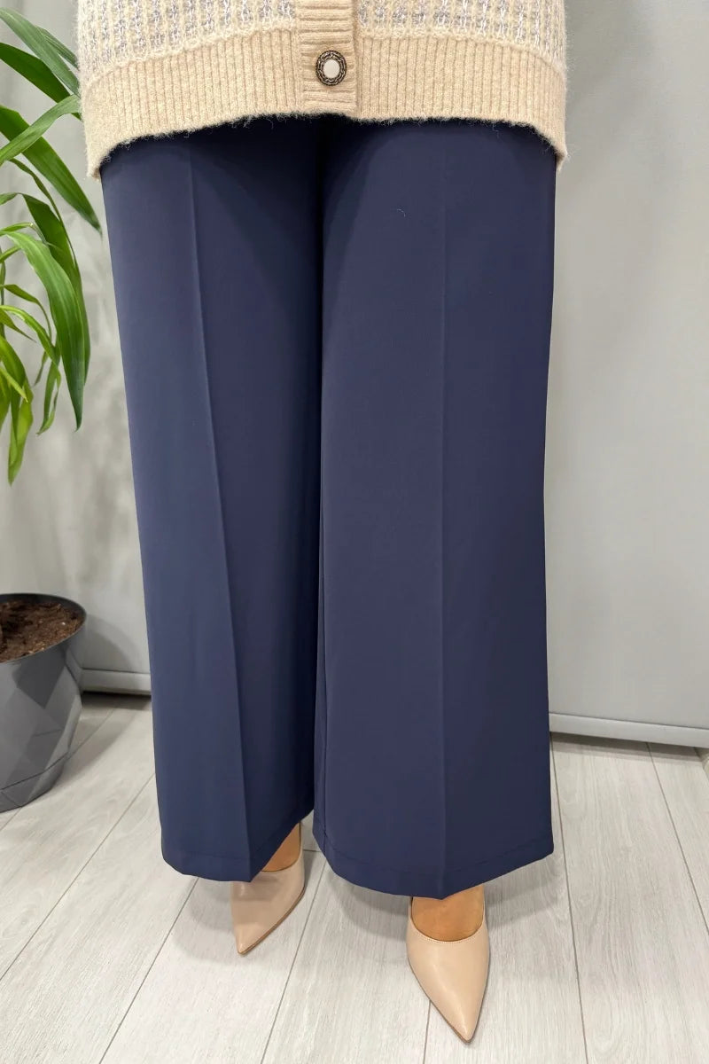 Sentez Arkası Lastikli Kısa Geniş Paça Pantolon 5386 - Lacivert - Görsel 2 