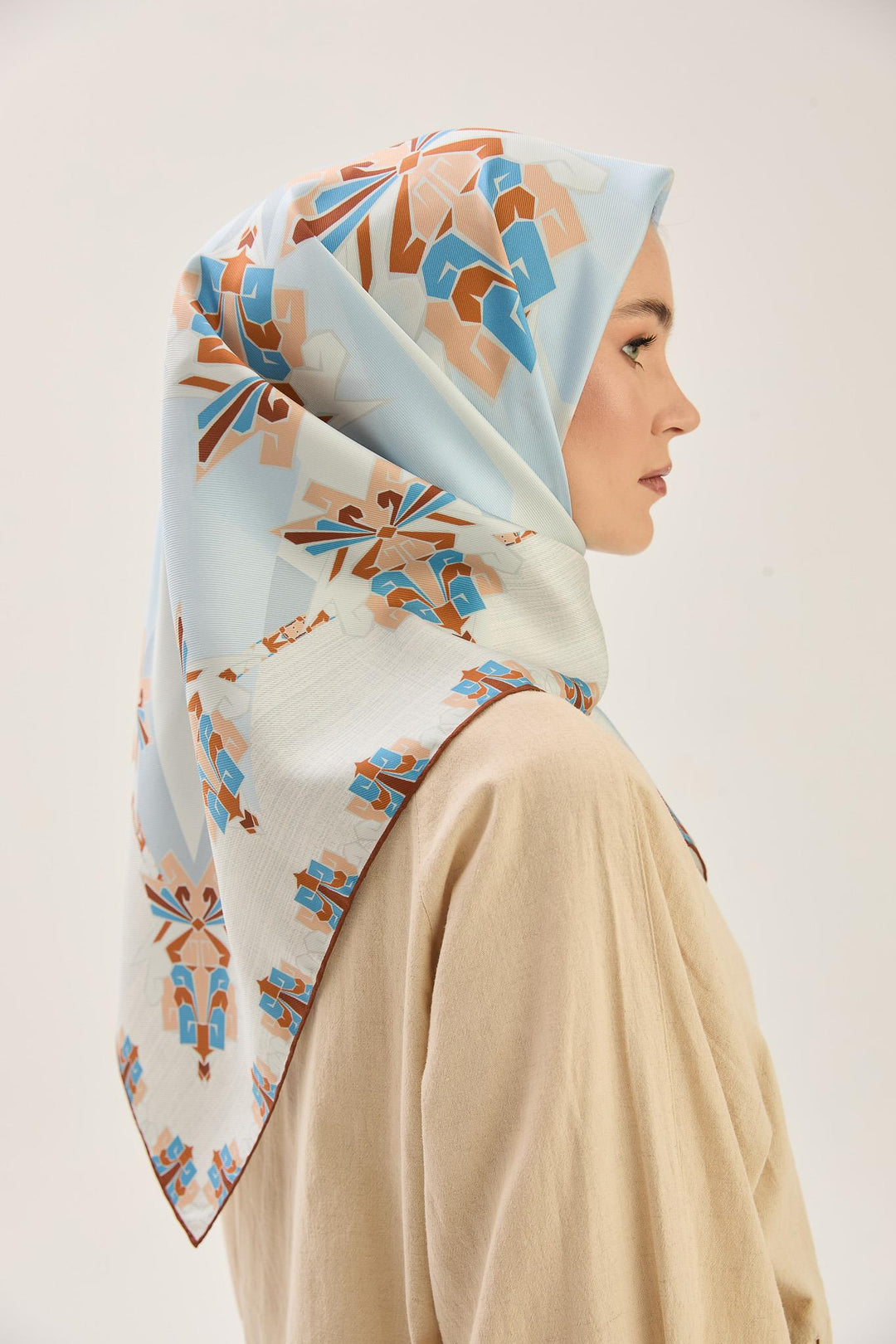 Maisa Şimal Mulberry İpek Eşarp - Kahverengi