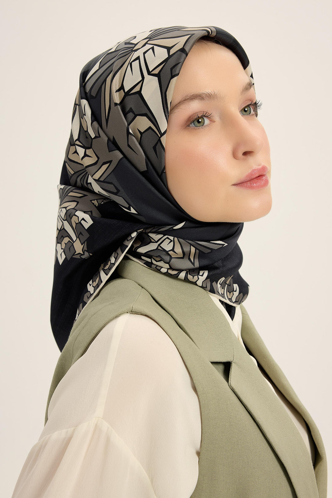 Maisa Şimal Mulberry İpek Eşarp - Siyah