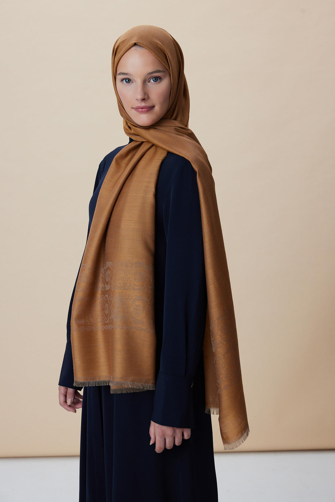 Maisa Sırma Yün İpek Jakarlı Şal 70x200 CM - Gold - Görsel 8 
