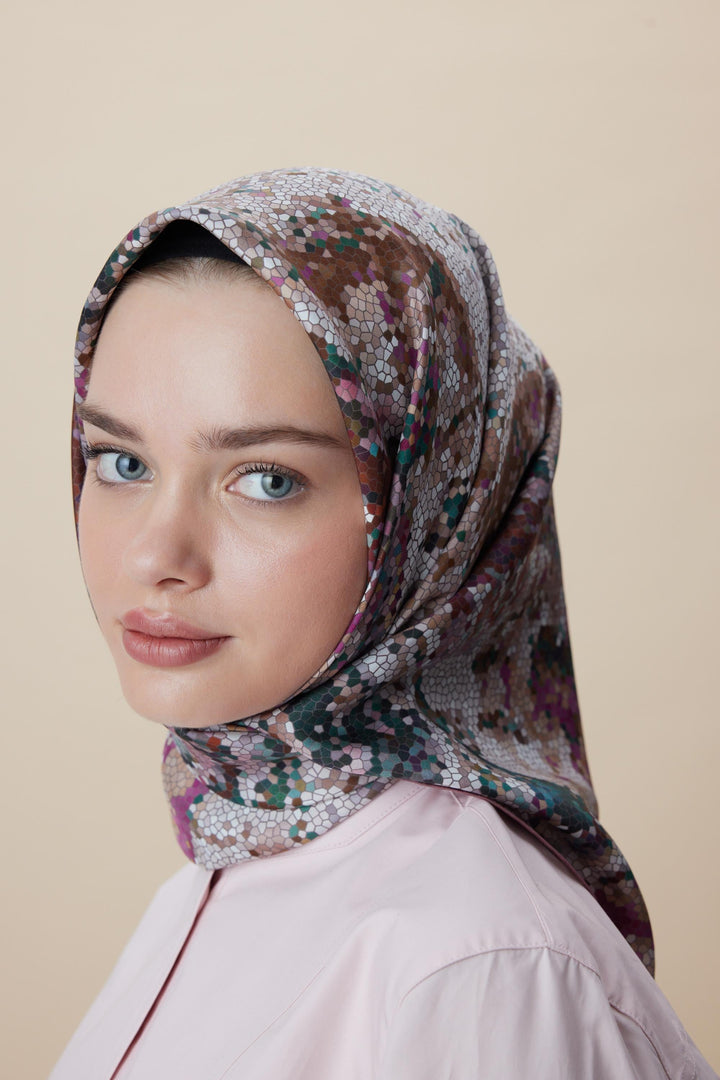 SU MASALI ÇİFT TARAFLI TİVİL İPEK EŞARP 90*90 CM - PUDRA PEMBE - Görsel 1