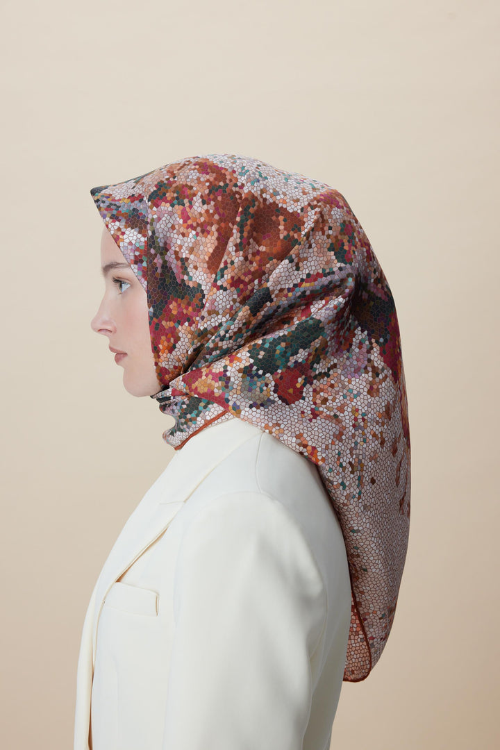 SU MASALI ÇİFT TARAFLI TİVİL İPEK EŞARP 90*90 CM - YAVRUAĞZI - Görsel 12