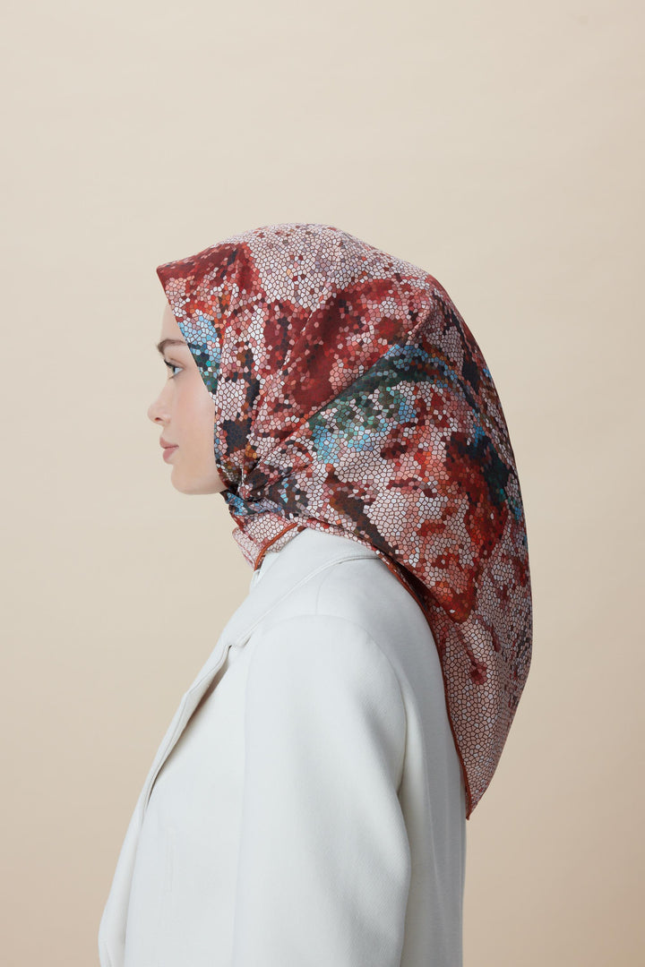 SU MASALI ÇİFT TARAFLI TİVİL İPEK EŞARP 90*90 CM - YAVRUAĞZI - Görsel 6
