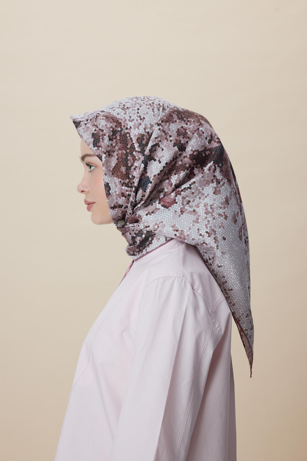 SU MASALI ÇİFT TARAFLI TİVİL İPEK EŞARP 90*90 CM - PUDRA PEMBE - Görsel 14