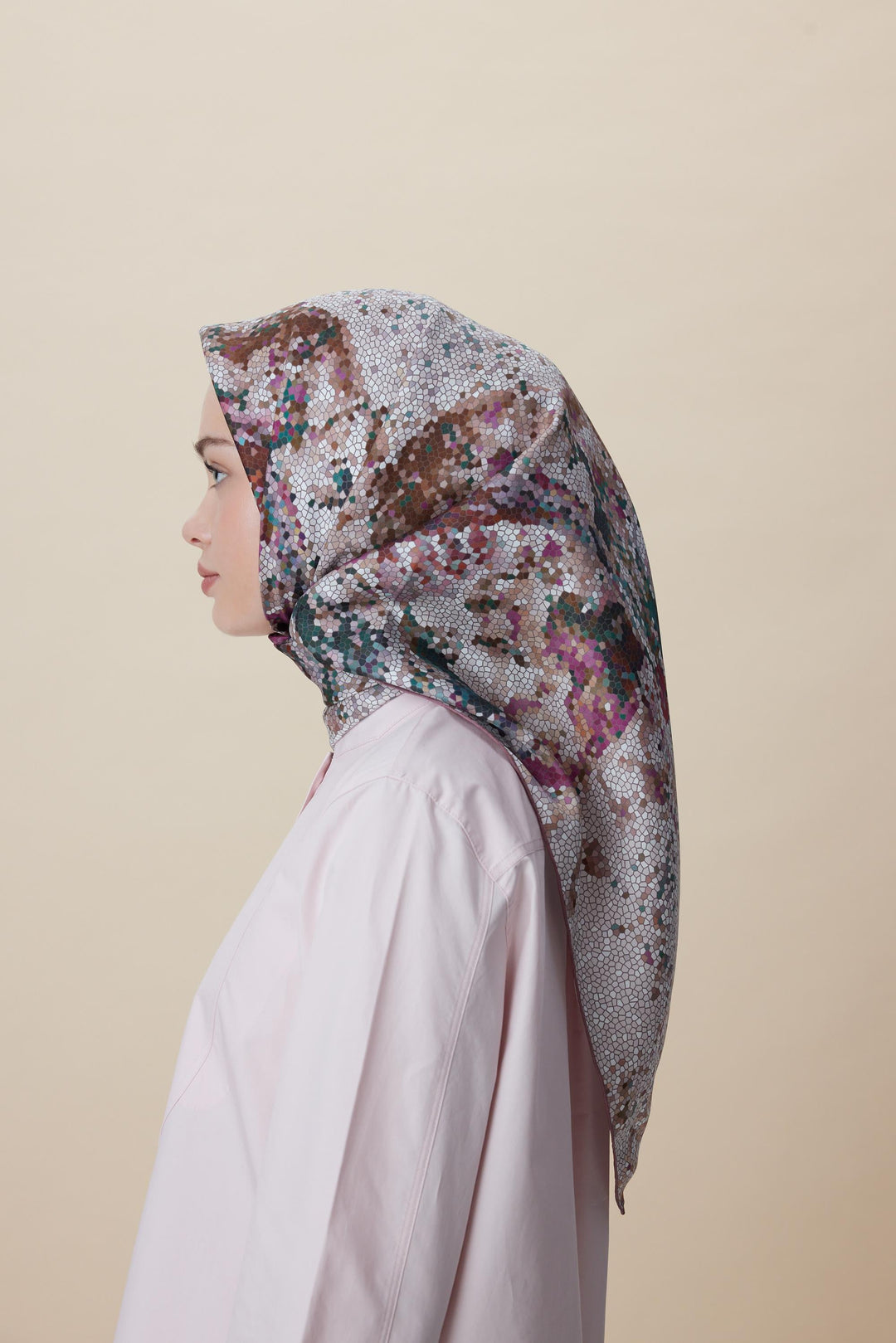 SU MASALI ÇİFT TARAFLI TİVİL İPEK EŞARP 90*90 CM - PUDRA PEMBE - Görsel 7