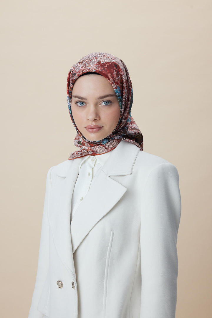 SU MASALI ÇİFT TARAFLI TİVİL İPEK EŞARP 90*90 CM - YAVRUAĞZI - Görsel 5