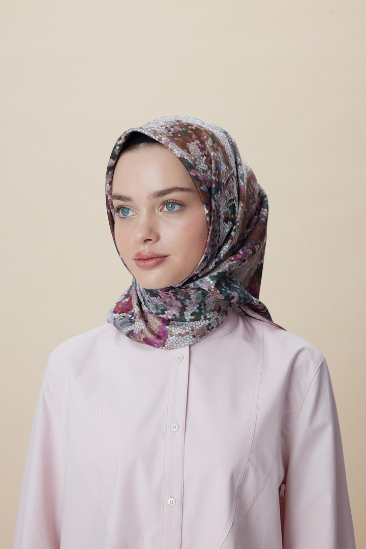 SU MASALI ÇİFT TARAFLI TİVİL İPEK EŞARP 90*90 CM - PUDRA PEMBE - Görsel 5