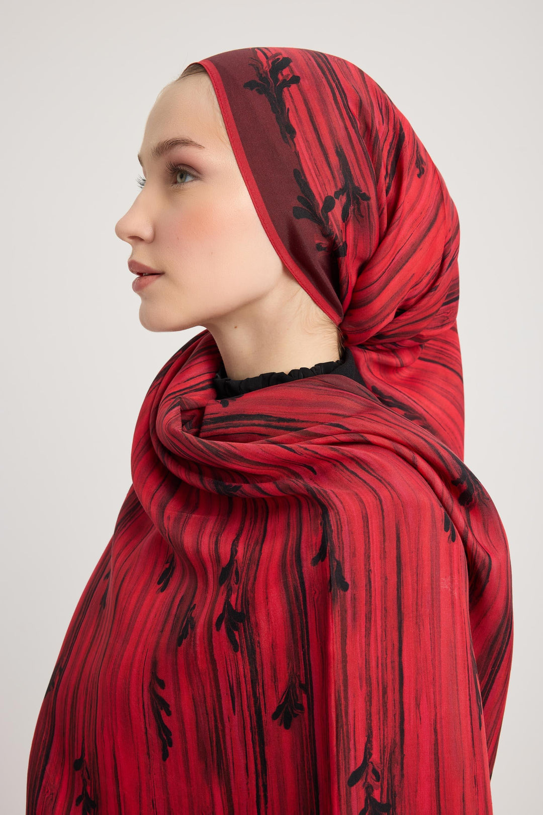 Maisa SUZEN FLOŞ VİSKON ŞAL 70*190 CM - MÜRDÜM